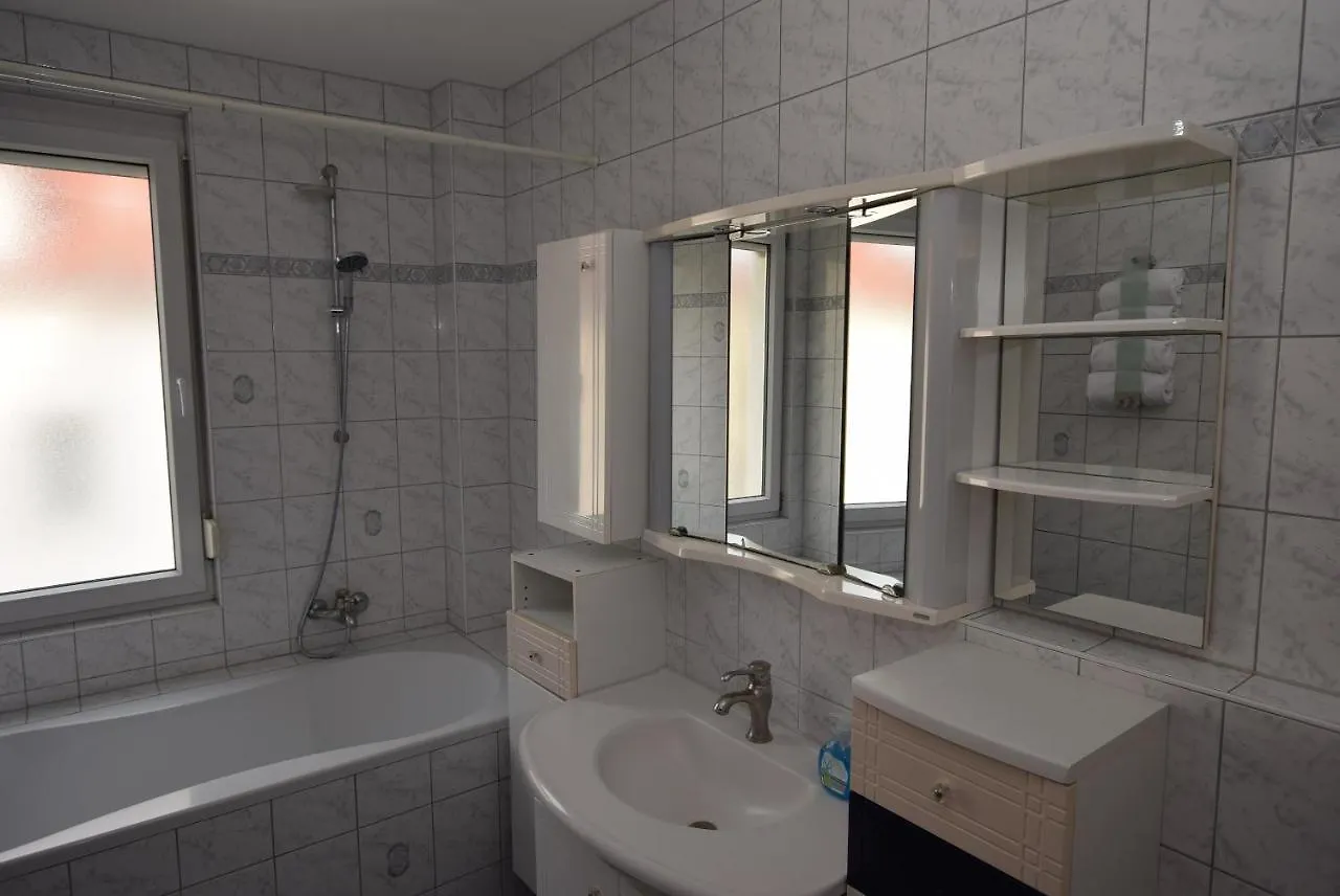 Apartment Stuttgart Suedheim
