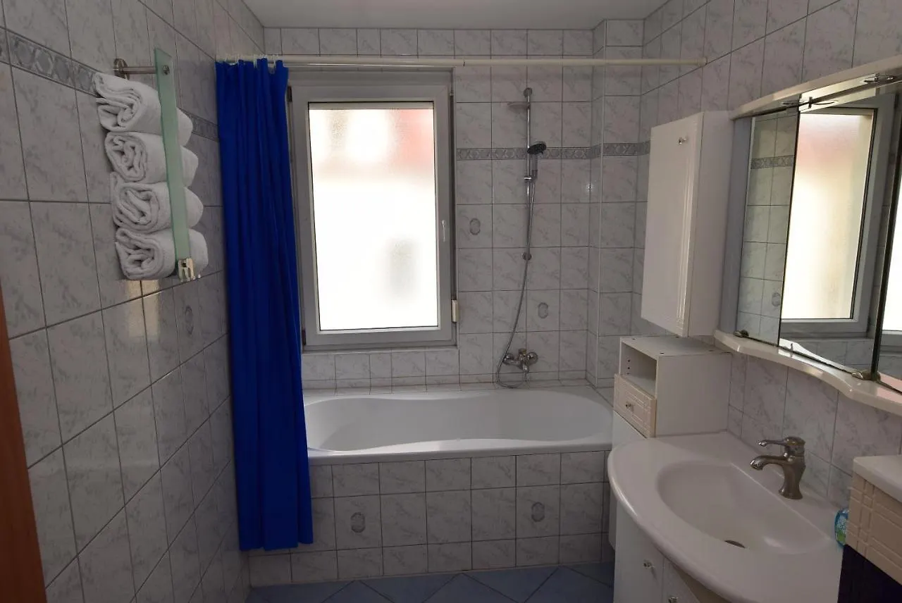 Apartment Stuttgart Suedheim